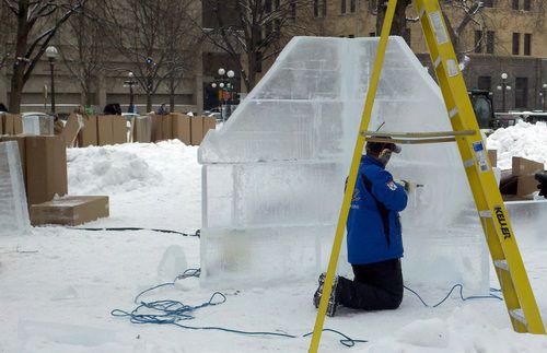 ice_sculpture_2.jpg