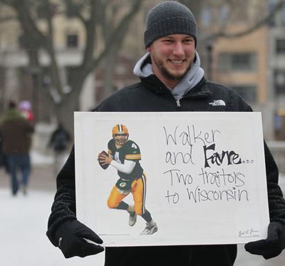 FAVRE_wisconsin.jpg