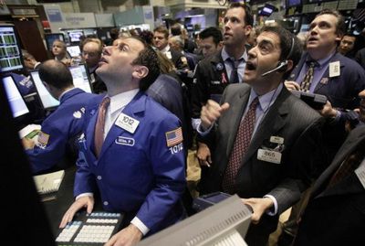 traders_nyse_52510.jpg