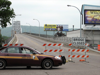 bridge_closed_mn.jpg